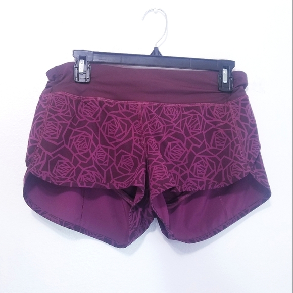 Lululemon | Speedway 2.5" Inseam Shorts size 6‎ - Picture 3 of 9